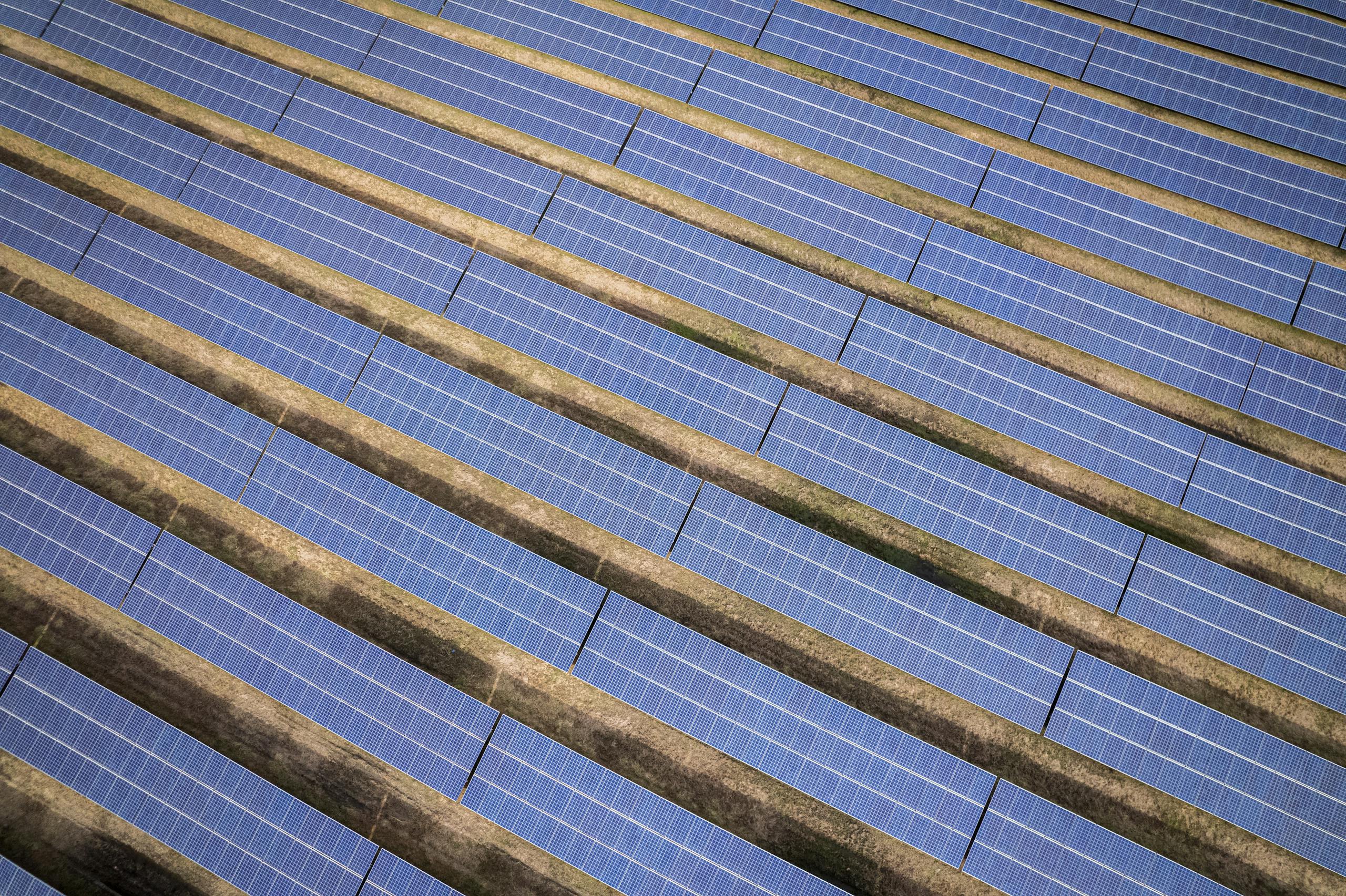 Technical progress of photovoltaic modules: from PERC to TOPCon
