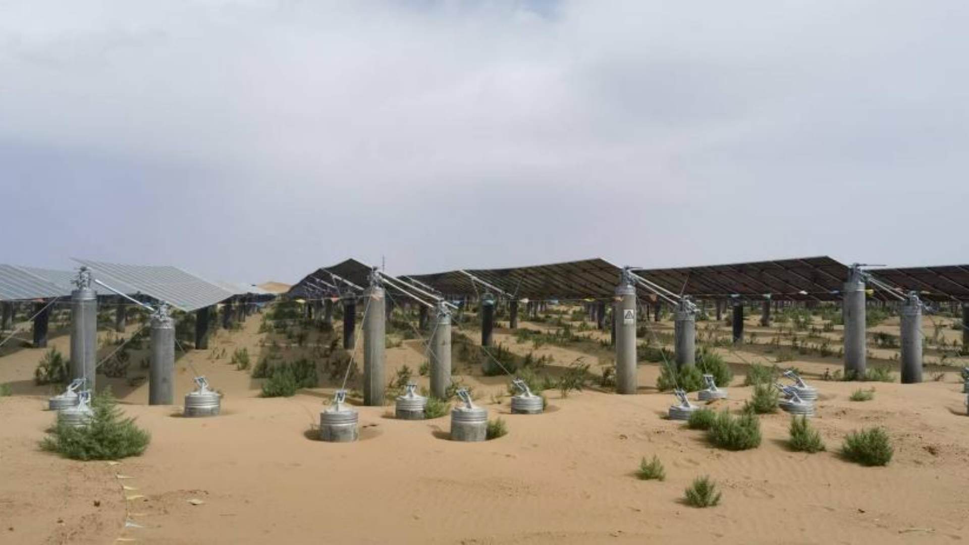 Desert Solar Mounting Solutions for Large-Scale Projects in Arid and High-Wind Regions